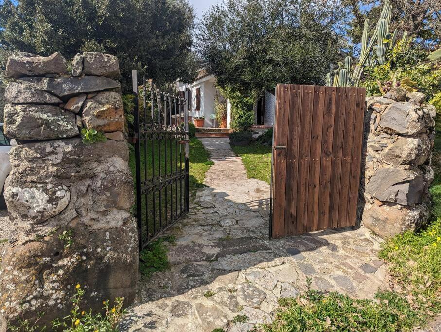 Cottage Familiare Sant'Agostino Abbasanta Eksteriør billede