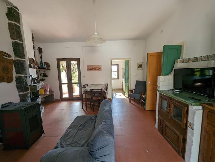 Cottage Familiare Sant'Agostino Abbasanta Eksteriør billede